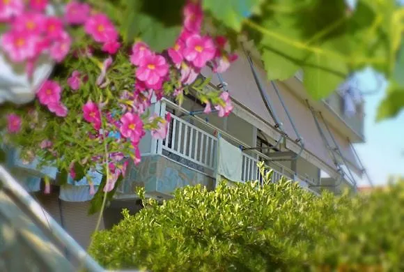 Dialekti Apart Otel Toroni