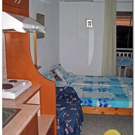 Dialekti Apartmanhotel Toróni