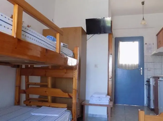 Lejlighedshotel Dialekti 3*